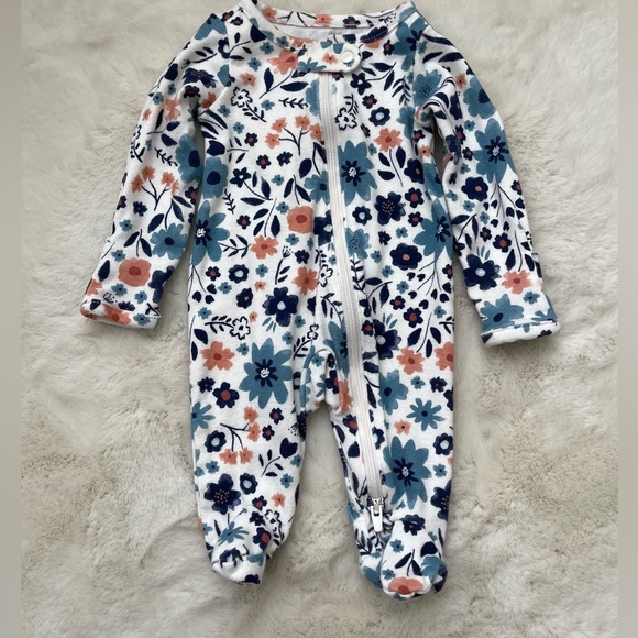 Newborn bundle(SOLD) - Picture 6 of 7